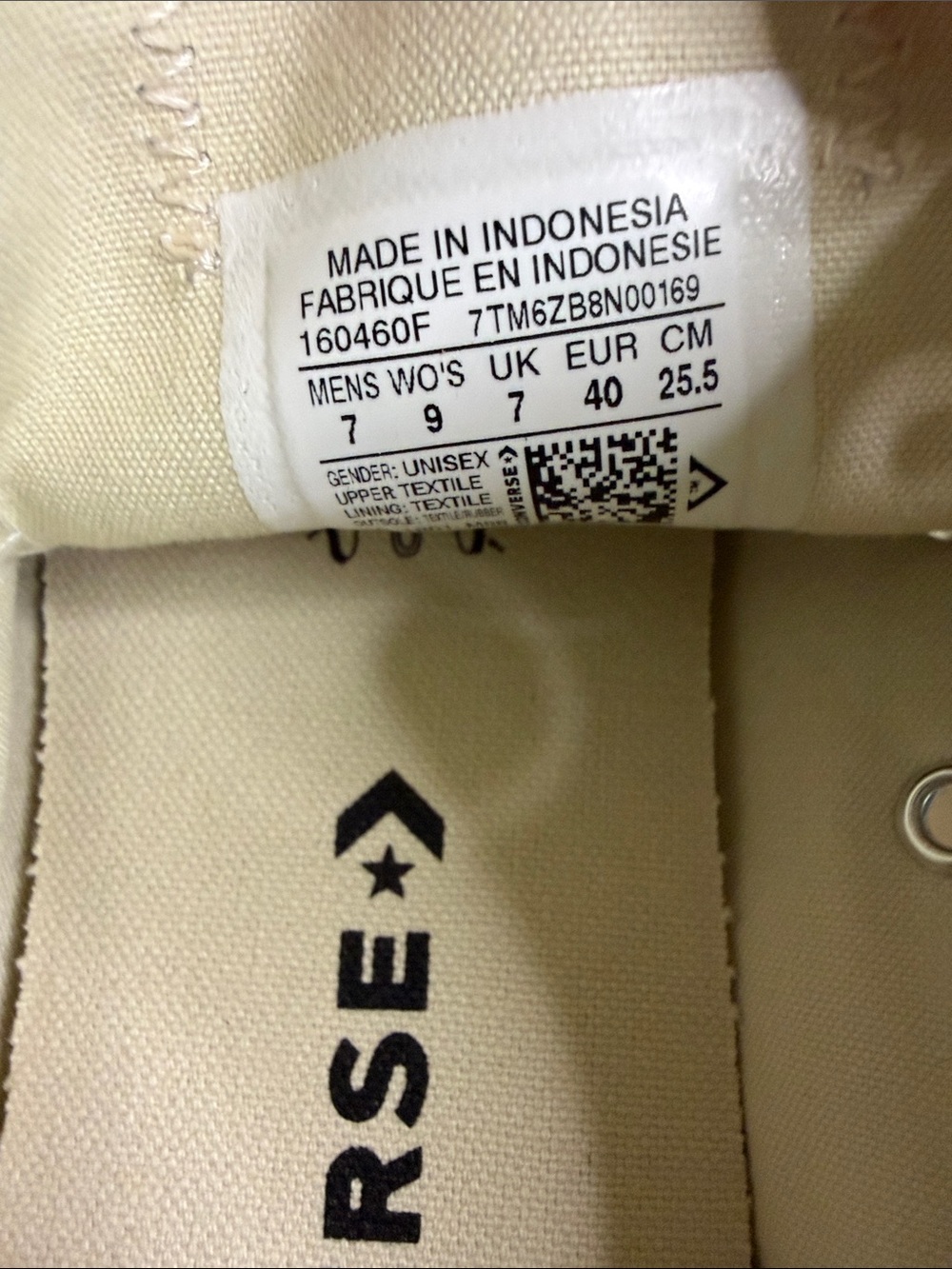 Converse Woman’s Light Blue Low Top Chuck Taylor Sneakers - Picture 5 of 5